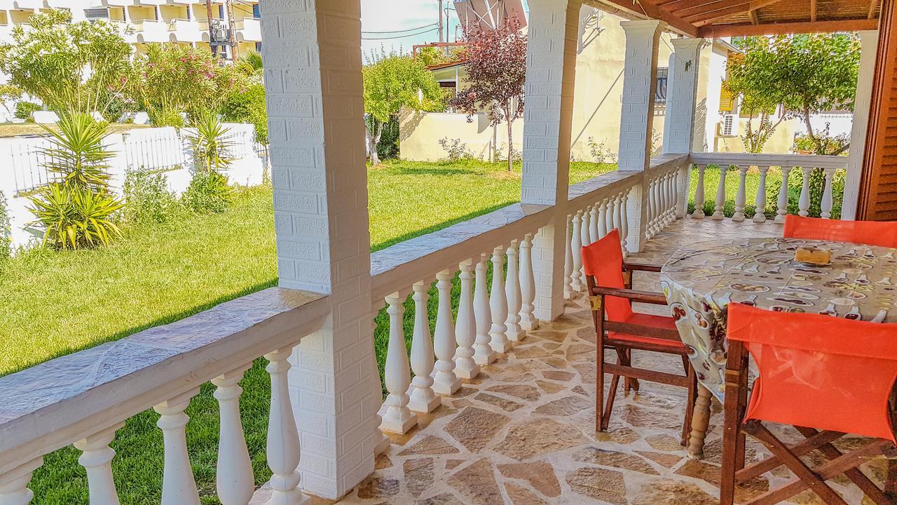 Villa Panorea Moraitika Extérieur photo